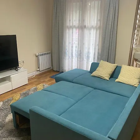 To Door At Mountain View 1br Appartement