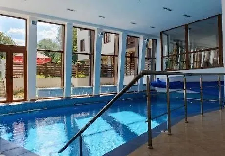 To Door At Mountain View 1br バンスコ